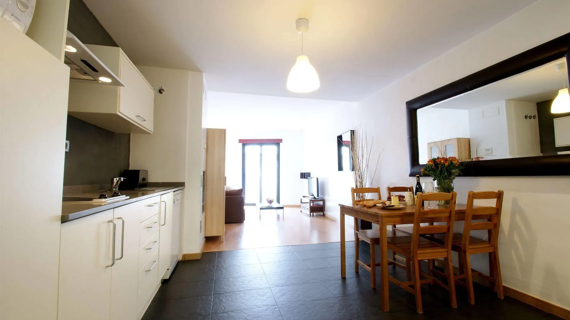 Short Stay Group Liceu Serviced Apartments Barcelona Španělsko