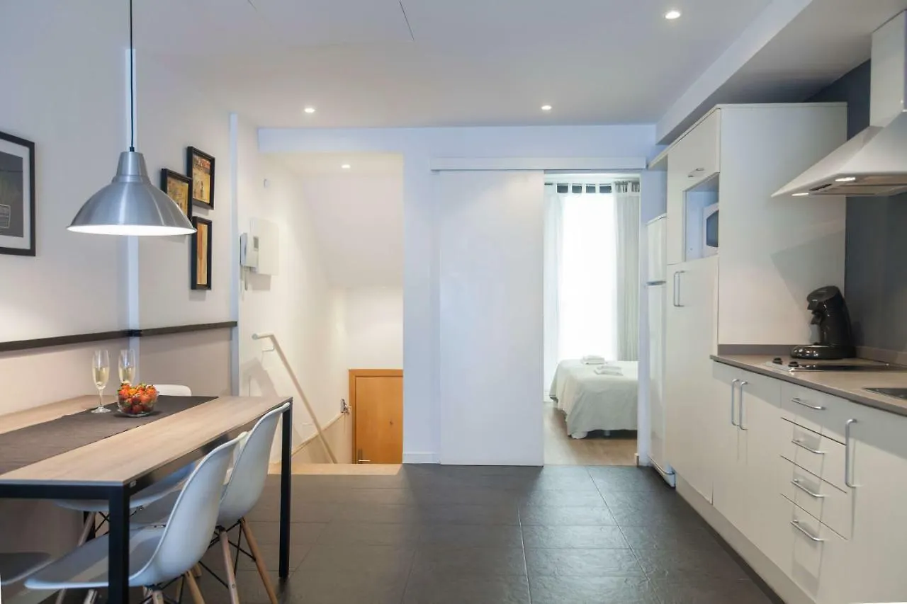 Short Stay Group Liceu Serviced Apartments Barcelona 0*,